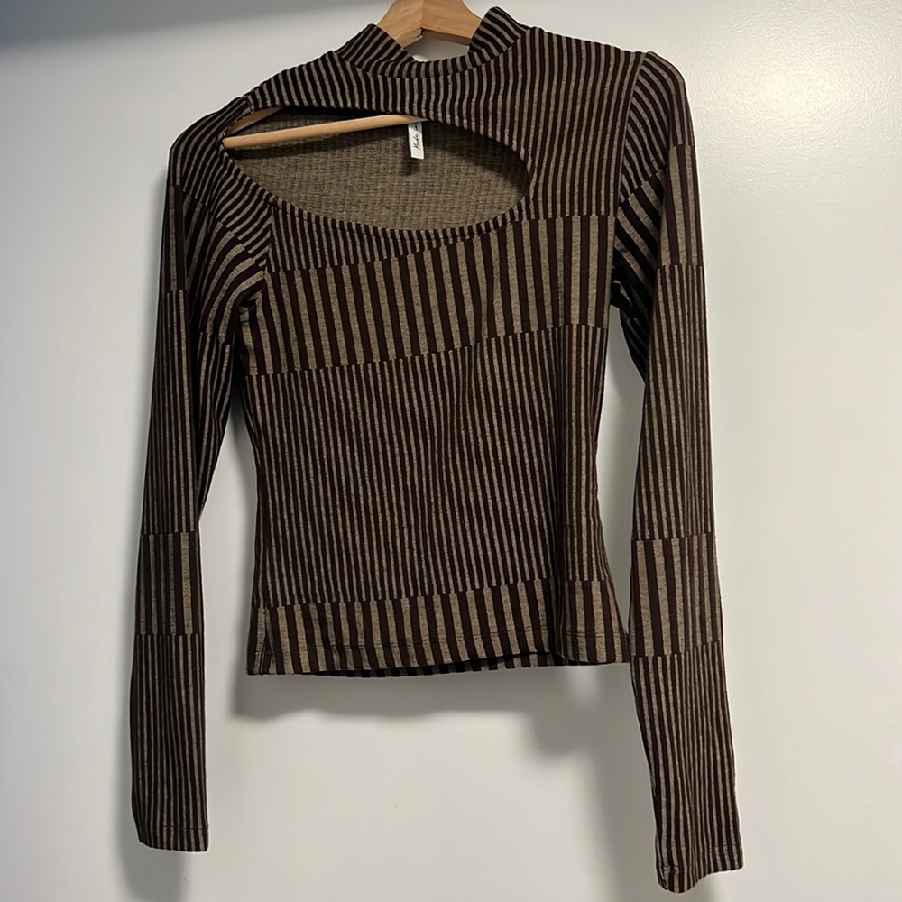 ASYOU ribbed cut away polo top in Chocolate